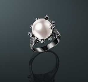 Кольцо с жемчугом бриллианты кп-02чб: белый морской жемчуг, золото 585°