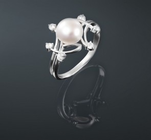 Серебряное кольцо с жемчугом к-130811: белый пресноводный жемчуг, серебро 925°