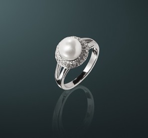 Серебряное кольцо с жемчугом к-630457: белый пресноводный жемчуг, серебро 925°
